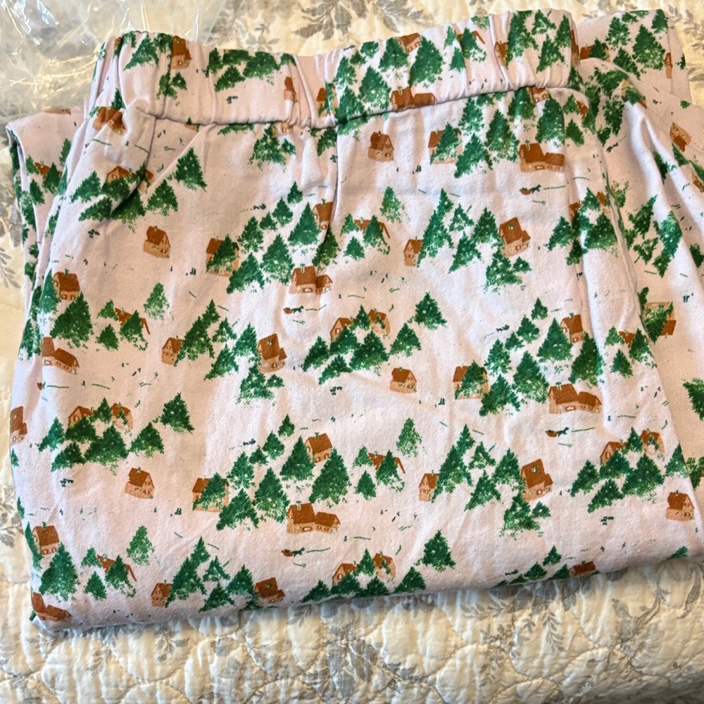 Women’s Forest Print Pajamas